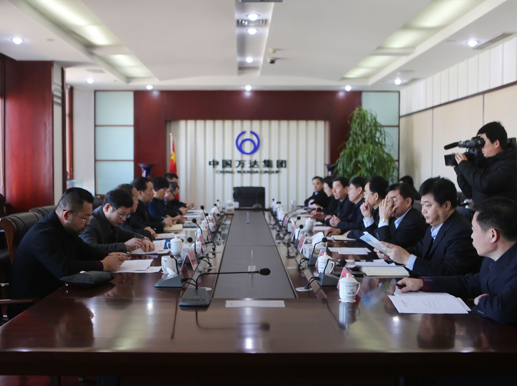 湖南省工商联莅临Z6尊龙集团官方网站集团调研考察圆满完成